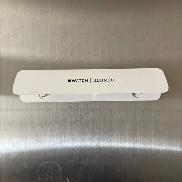 Hermes Orange Sports Wristband for Apple Watch Series 9 41mm - Picture 2 of 3